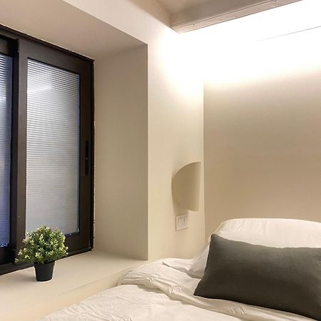 Unique Living Born Apartments & Studios Barcelone Extérieur photo