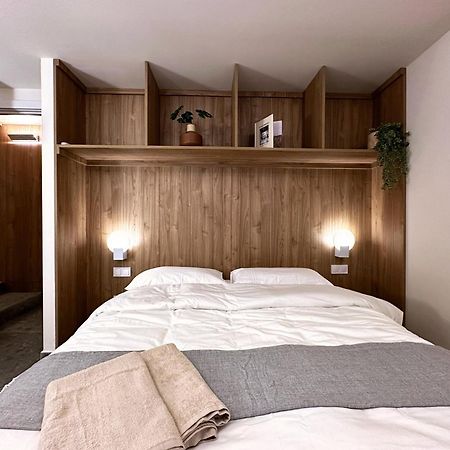 Unique Living Born Apartments & Studios Barcelone Extérieur photo