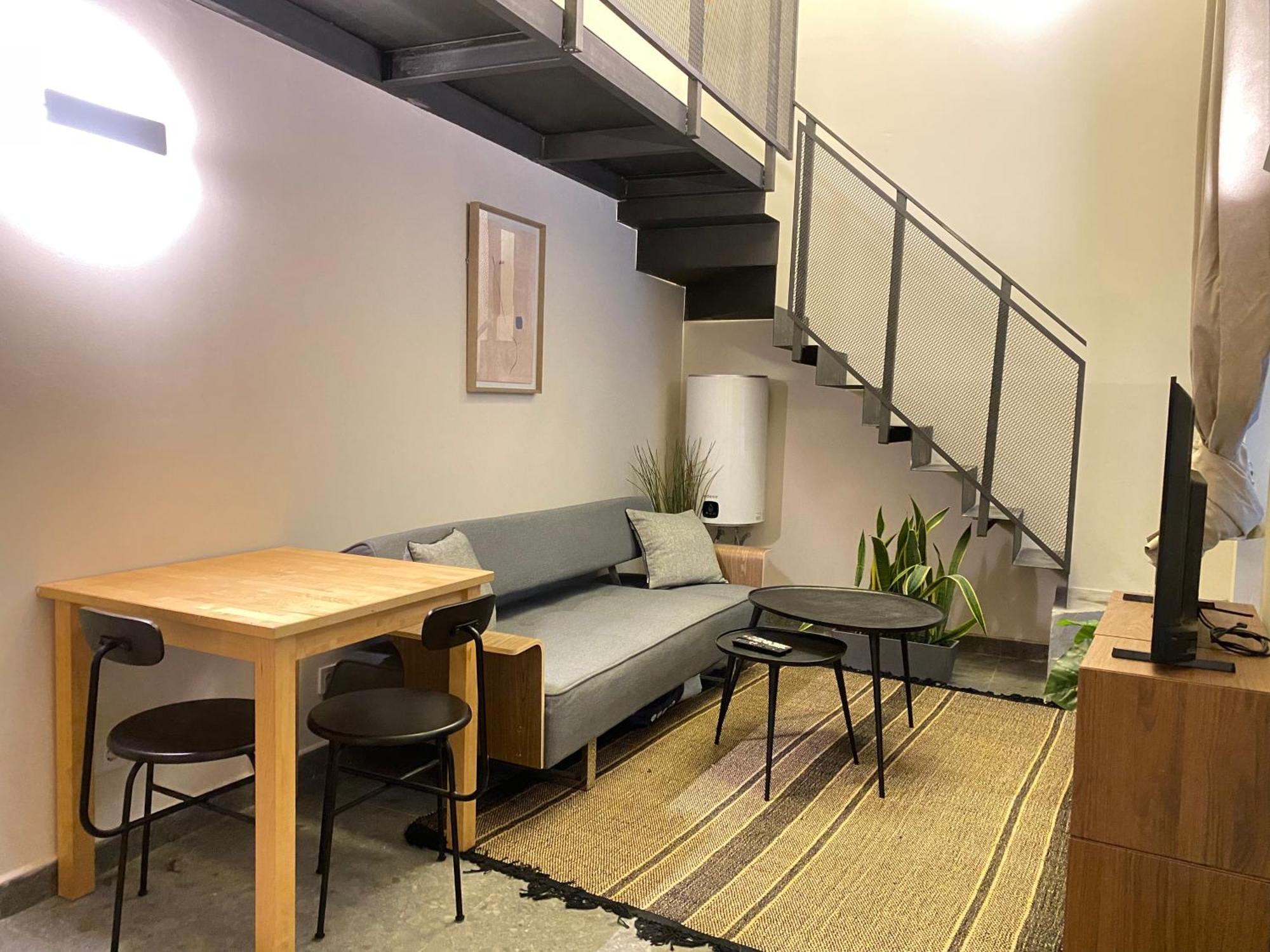 Unique Living Born Apartments & Studios Barcelone Extérieur photo