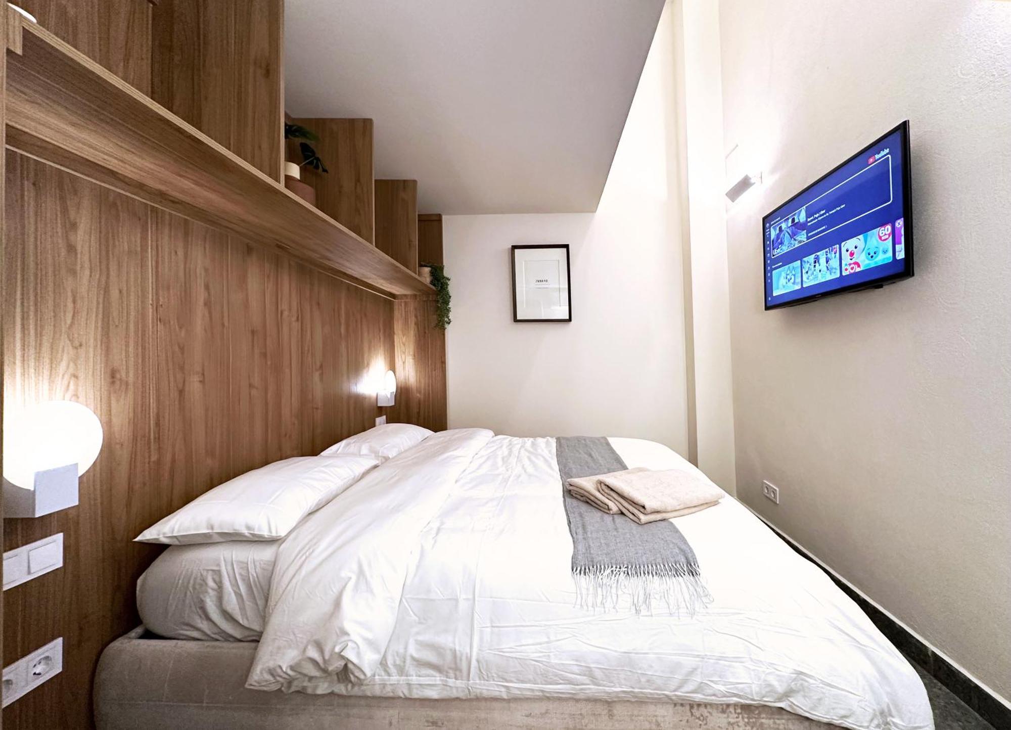 Unique Living Born Apartments & Studios Barcelone Extérieur photo