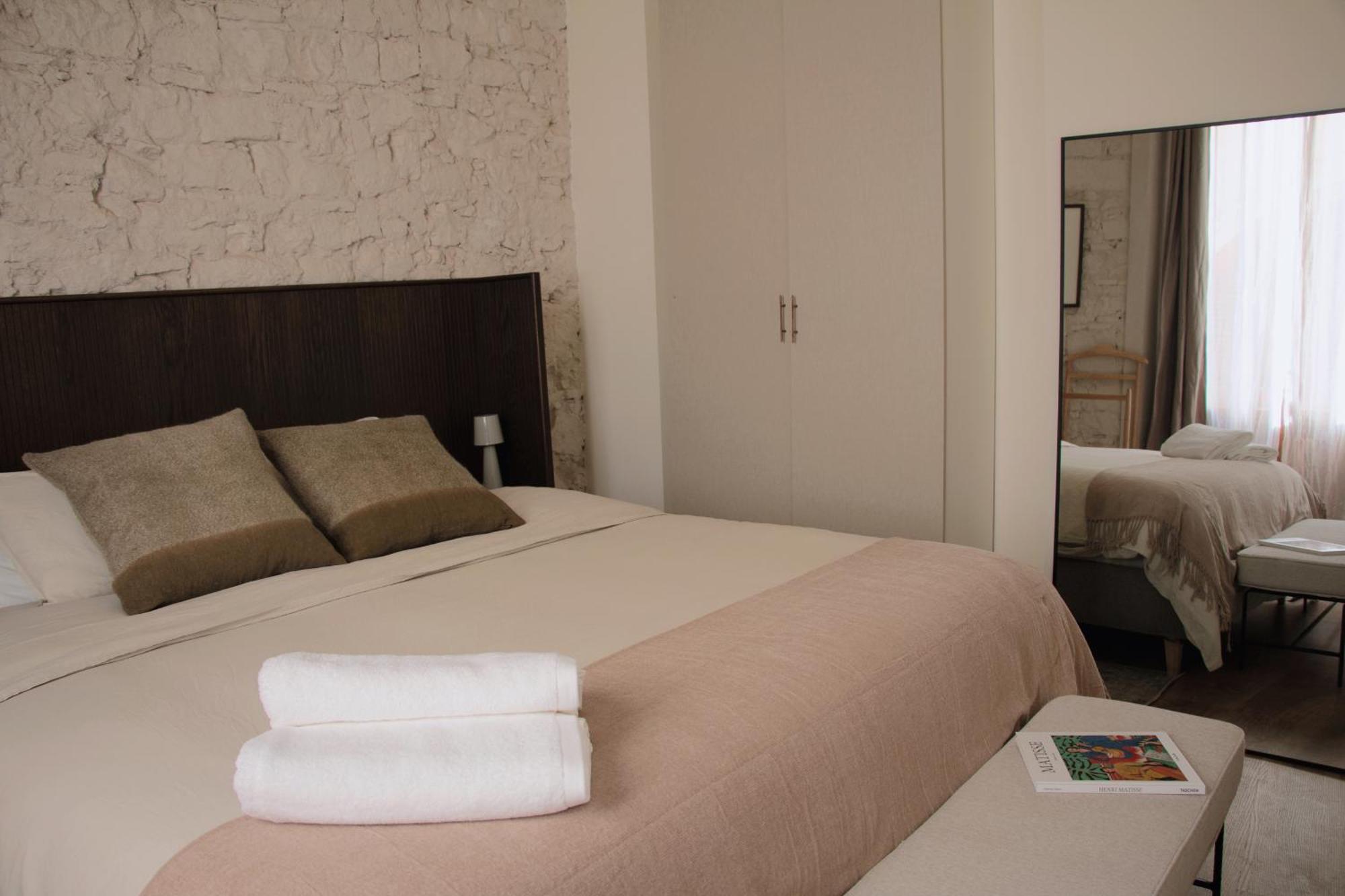 Unique Living Born Apartments & Studios Barcelone Extérieur photo
